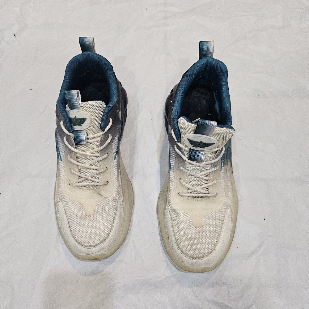 Stylish Men's Sneakers in Blue, Black and Cream